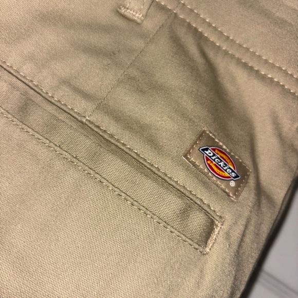 BNWOT men’s Dickies flexible & durable work pants 30x30 - Picture 4 of 5